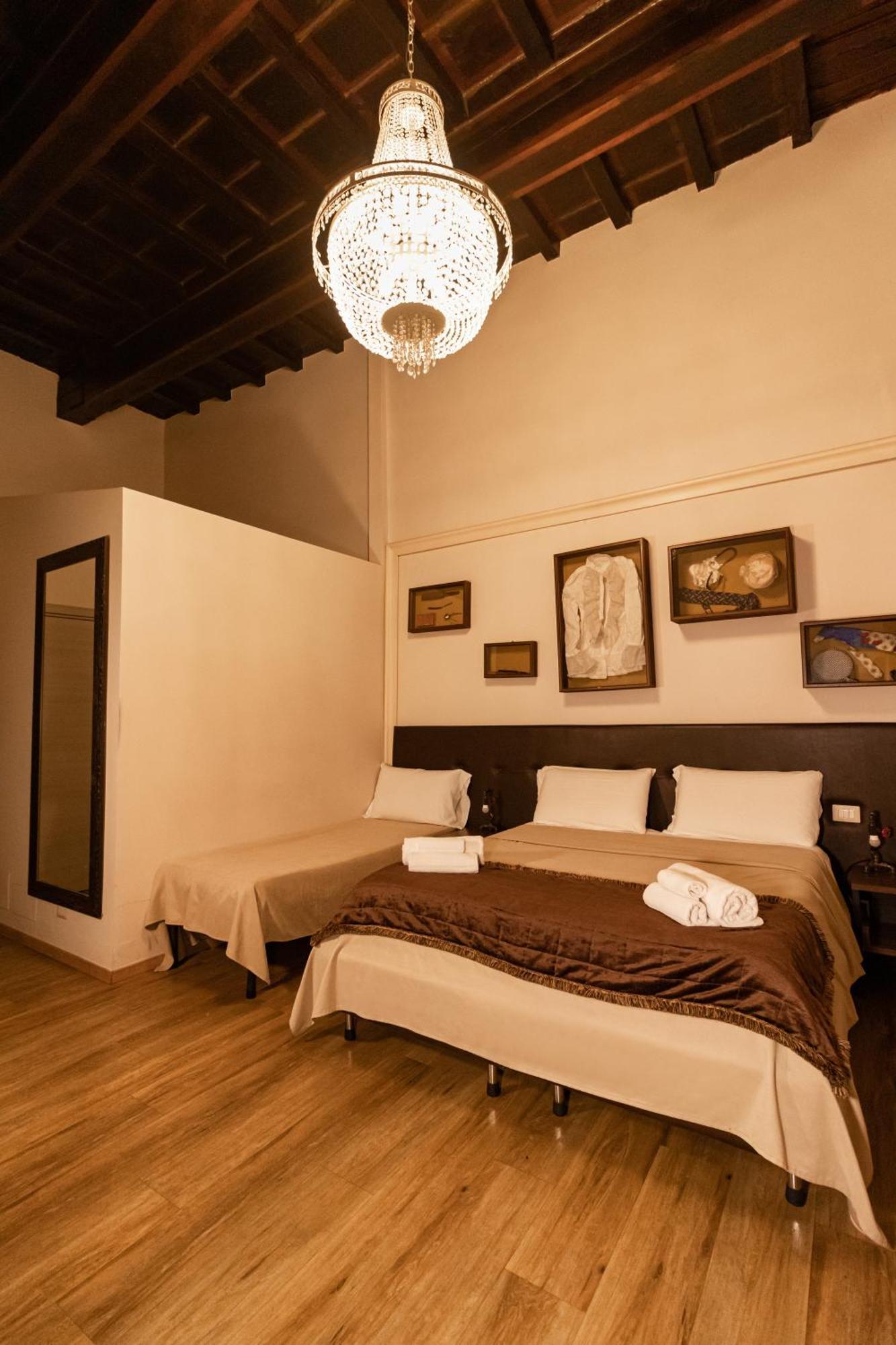 Duomo Luxury Suites Napoli Bagian luar foto
