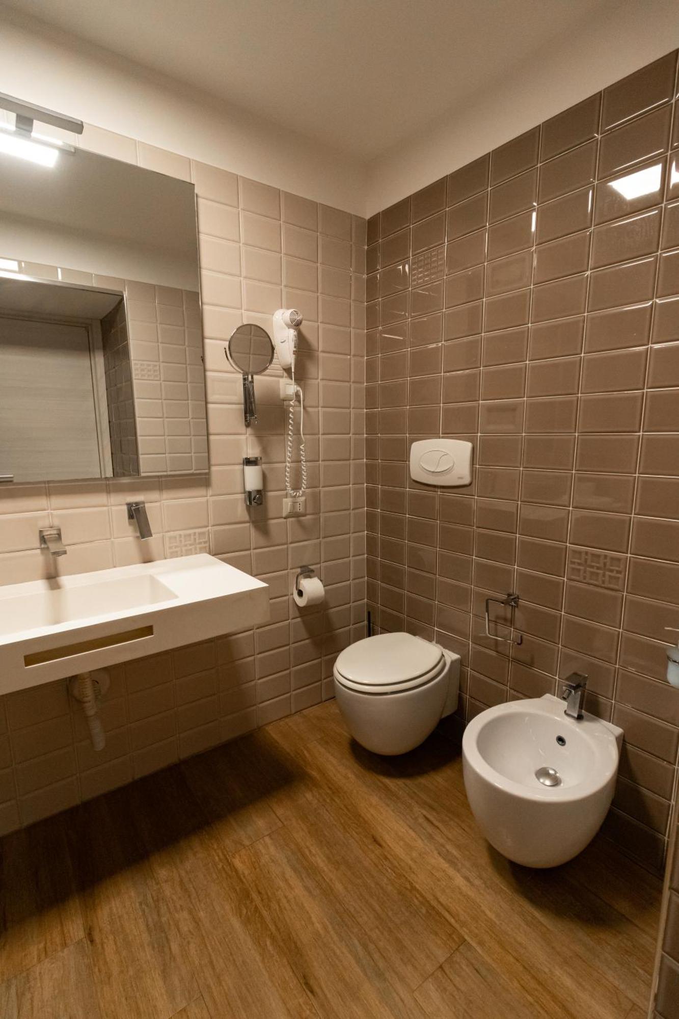 Duomo Luxury Suites Napoli Bagian luar foto