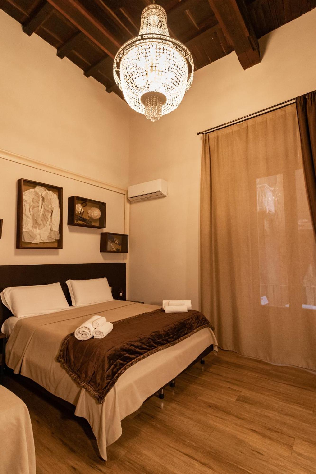 Duomo Luxury Suites Napoli Bagian luar foto