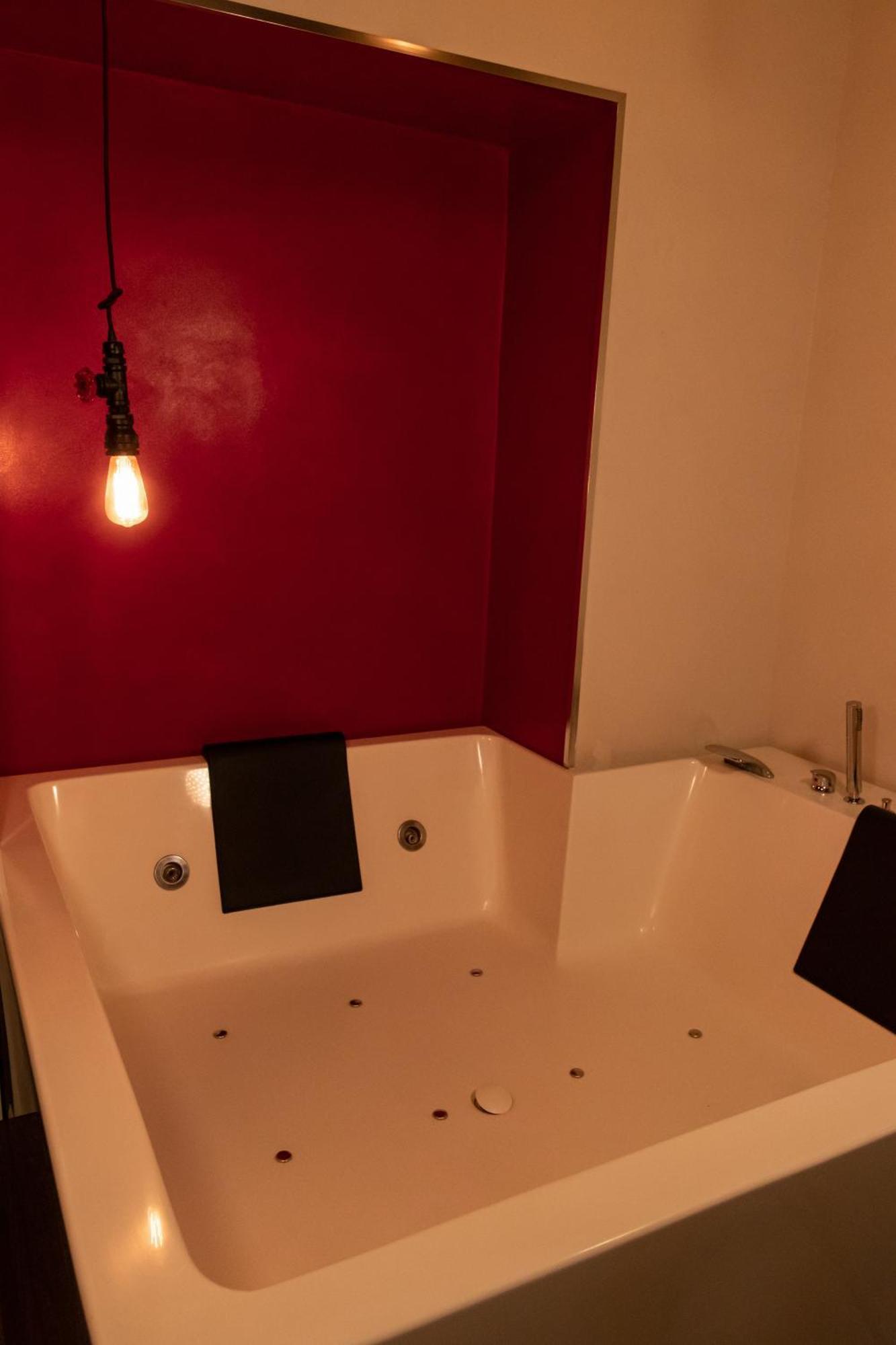Duomo Luxury Suites Napoli Bagian luar foto