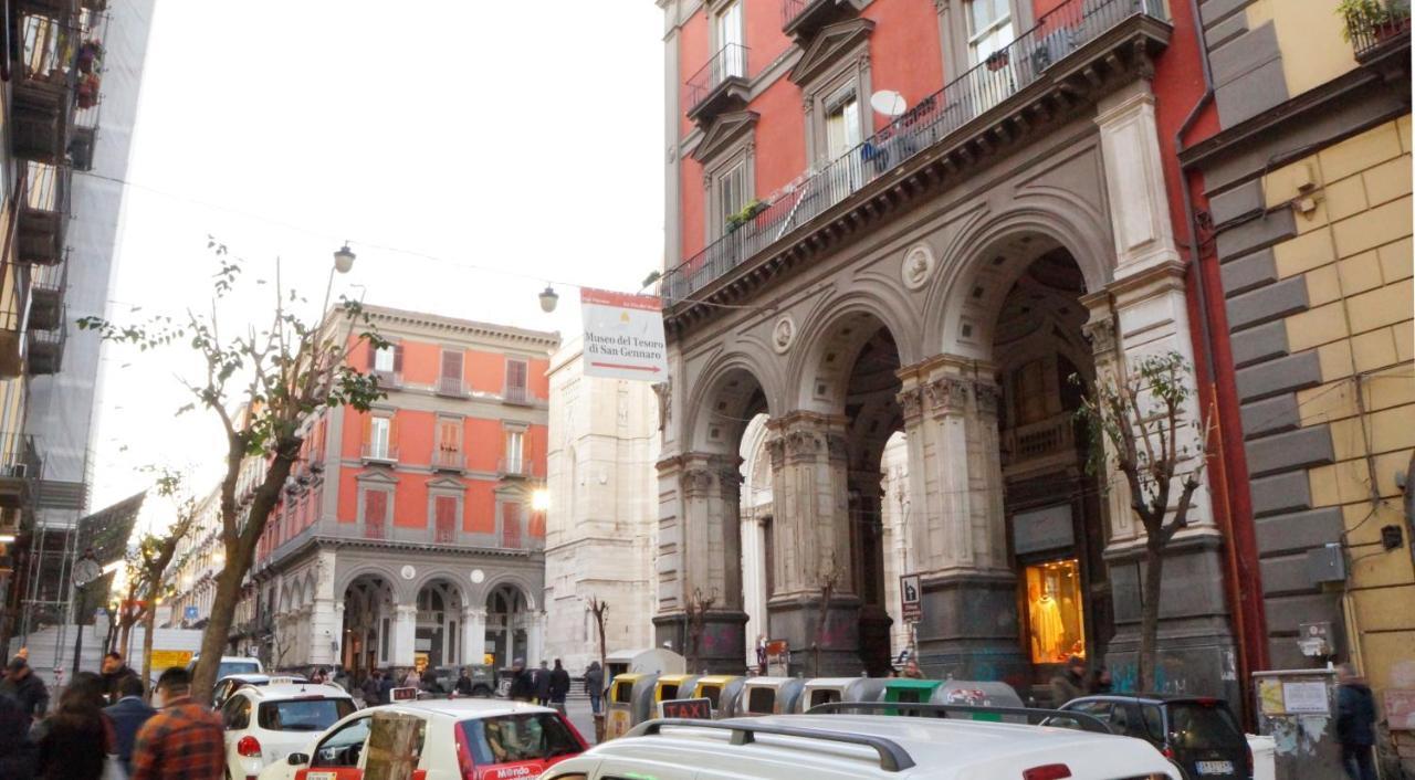 Duomo Luxury Suites Napoli Bagian luar foto